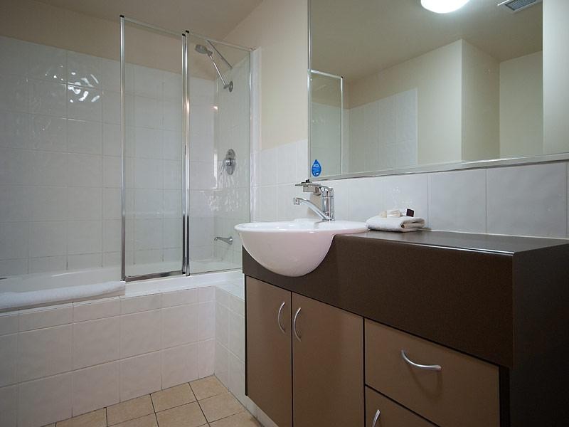 908/42 Surf Parade, Broadbeach QLD 4218