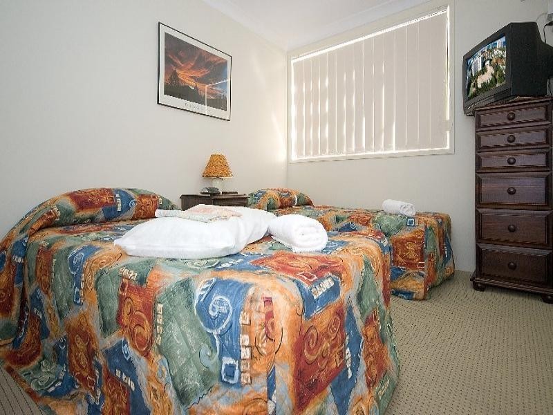 7/33 Beach Parade, Surfers Paradise QLD 4217