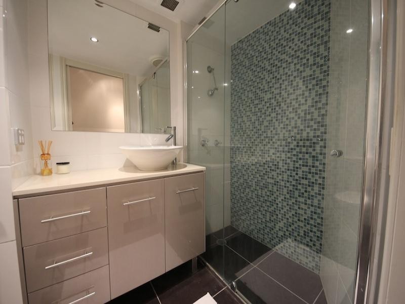 23/22 Armrick Ave, Broadbeach QLD 4218