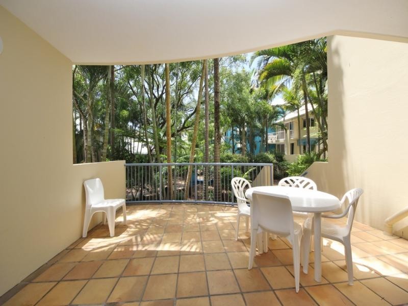 154/10 Alexandra Avenue, Broadbeach QLD 4218