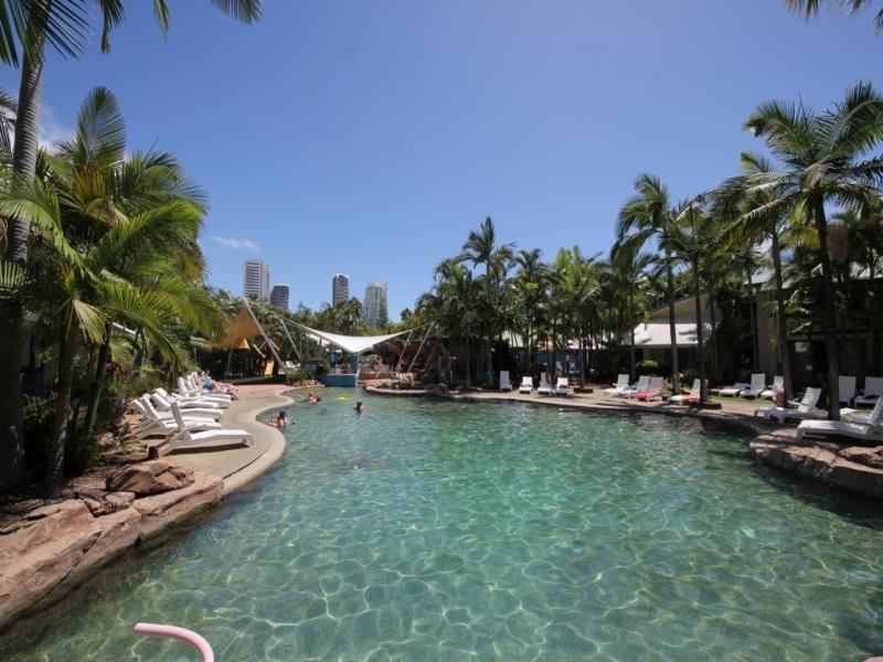 154/10 Alexandra Avenue, Broadbeach QLD 4218