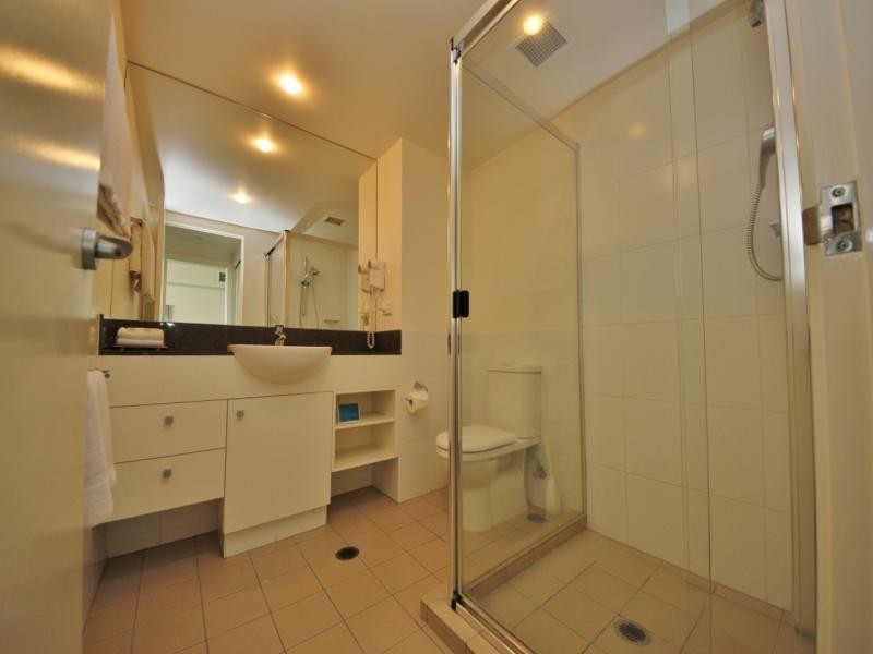 2685 Gold Coast Highway, Broadbeach QLD 4218