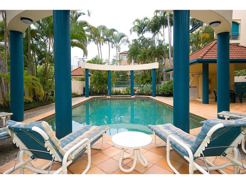 12 Monte Carlo Ave, Broadbeach QLD 4218