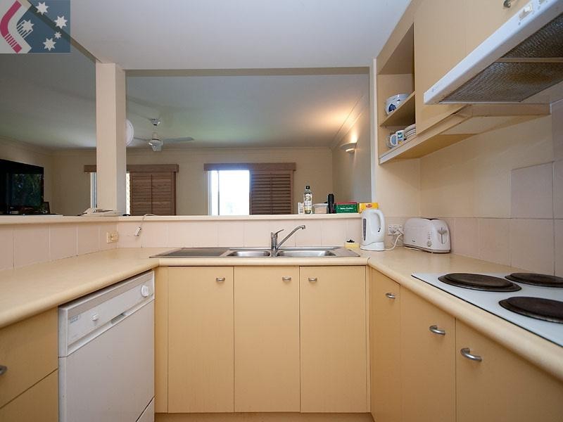 175/215 cottesloe drive, Mermaid Waters QLD 4218