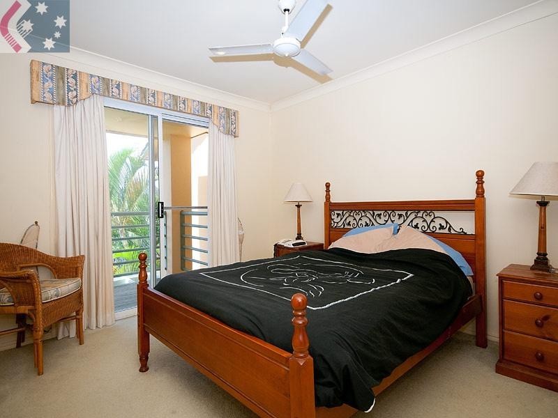 175/215 cottesloe drive, Mermaid Waters QLD 4218