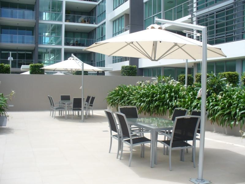 2101/33 T.E Peters, Broadbeach Waters QLD 4218