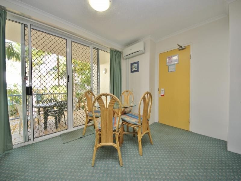 52/10 Alexandra Ave, Mermaid Beach QLD 4218