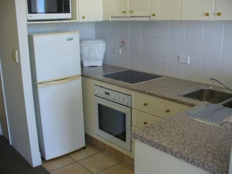 9 Beach Parade, Surfers Paradise QLD 4217