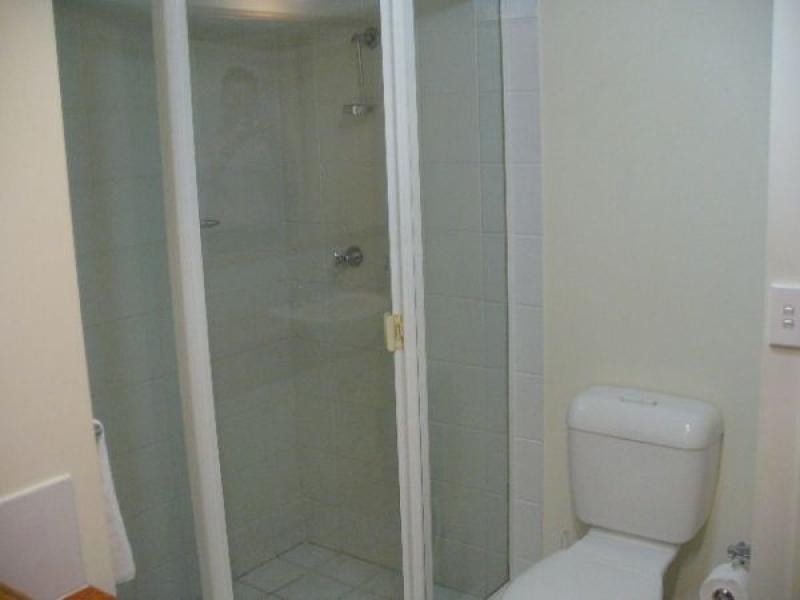 9 Beach Parade, Surfers Paradise QLD 4217