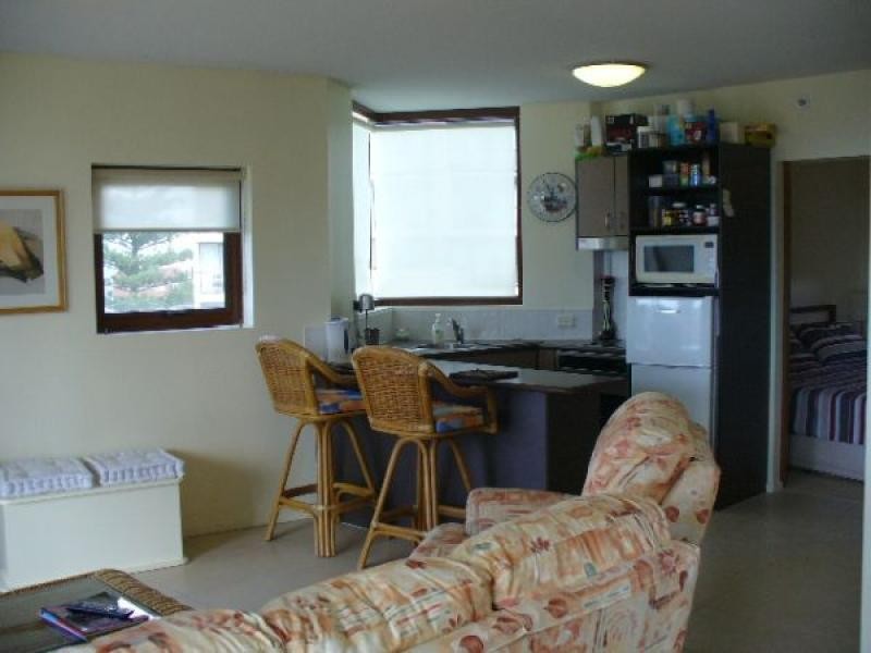 612/42 Surf Parade, Broadbeach QLD 4218