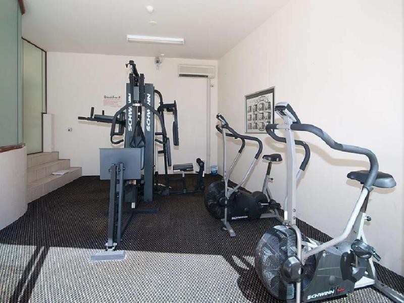 612/42 Surf Parade, Broadbeach QLD 4218