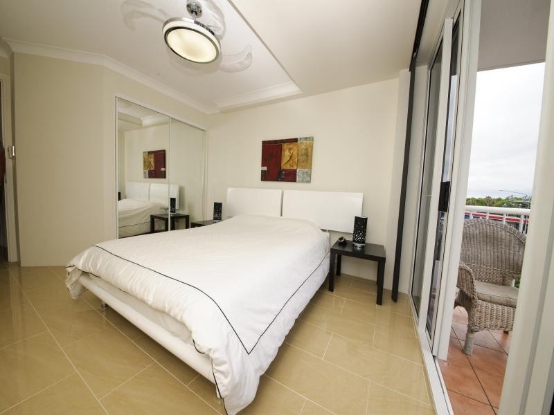 3028/2633 Gold Coast Highway, Broadbeach QLD 4218