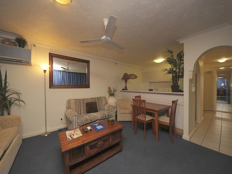 711/18 Hanlan Street, Surfers Paradise QLD 4217