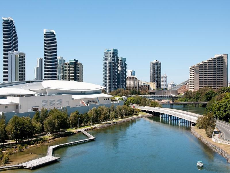 17/33 T.E.Peters Drive, Broadbeach Waters QLD 4218