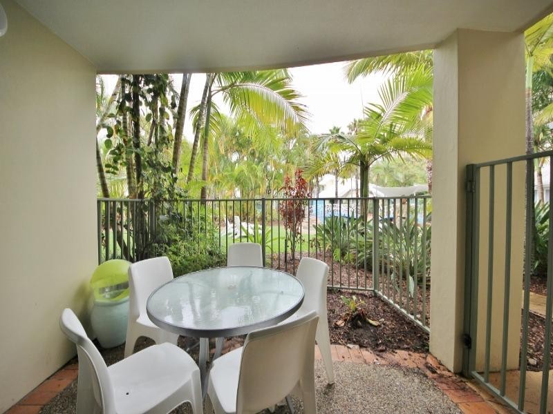 10 Alexandra, Broadbeach QLD 4218