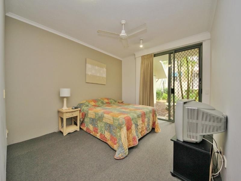 10 Alexandra, Broadbeach QLD 4218