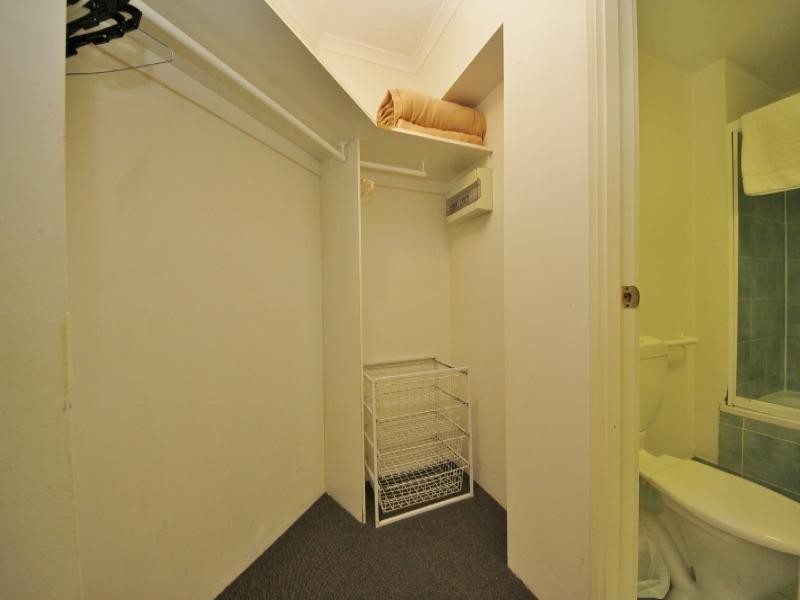 10 Alexandra, Broadbeach QLD 4218