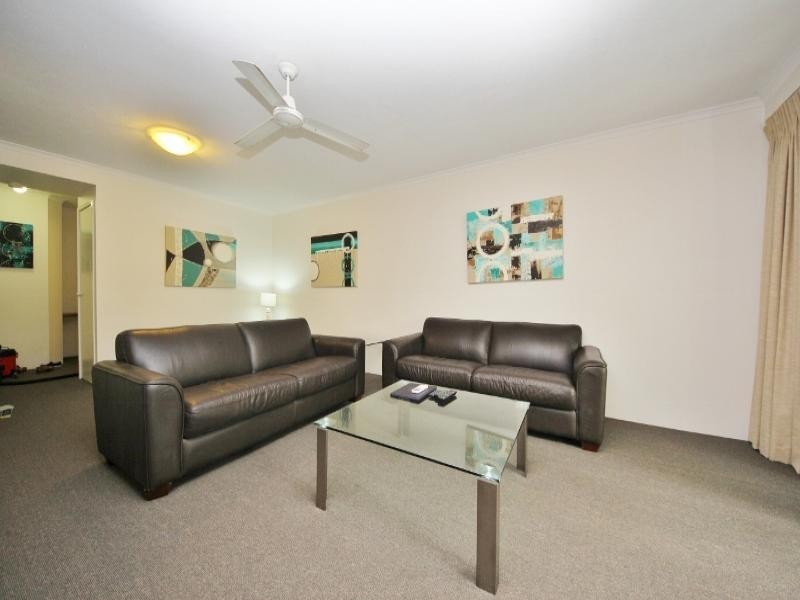 10 Alexandra, Broadbeach QLD 4218