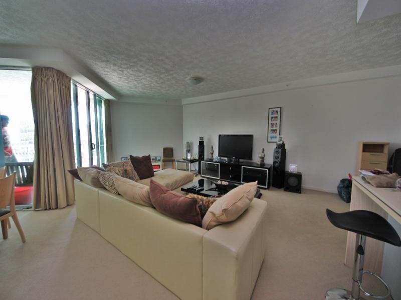 1103/18 Fern Street, Surfers Paradise QLD 4217