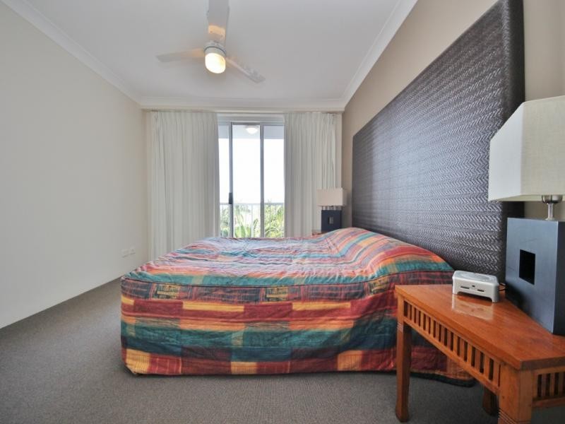 3035/2623 Gold Coast Highway, Broadbeach QLD 4218