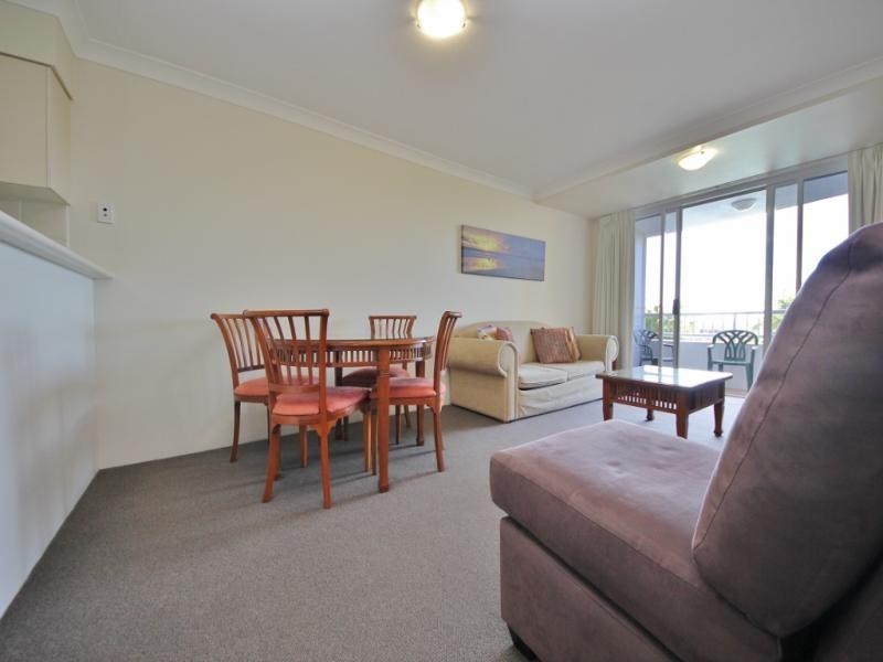 3035/2623 Gold Coast Highway, Broadbeach QLD 4218