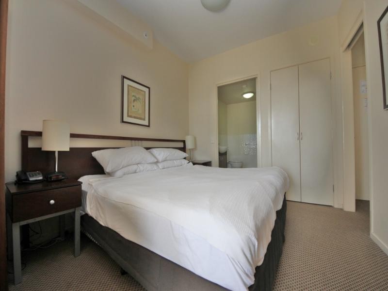 1205/42 Surf Parade, Broadbeach QLD 4218