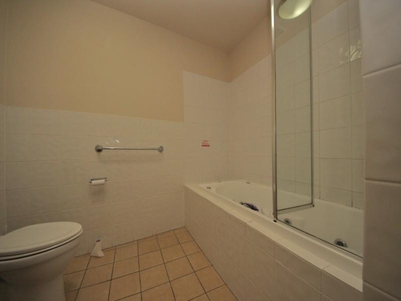 1205/42 Surf Parade, Broadbeach QLD 4218