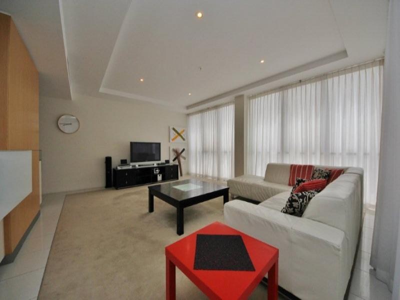 501/17-19 Albert Ave, Broadbeach QLD 4218