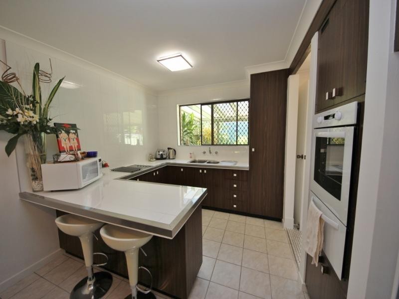 4/7 Aquila Court, Mermaid Waters QLD 4218