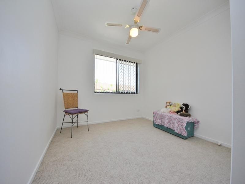 4/7 Aquila Court, Mermaid Waters QLD 4218