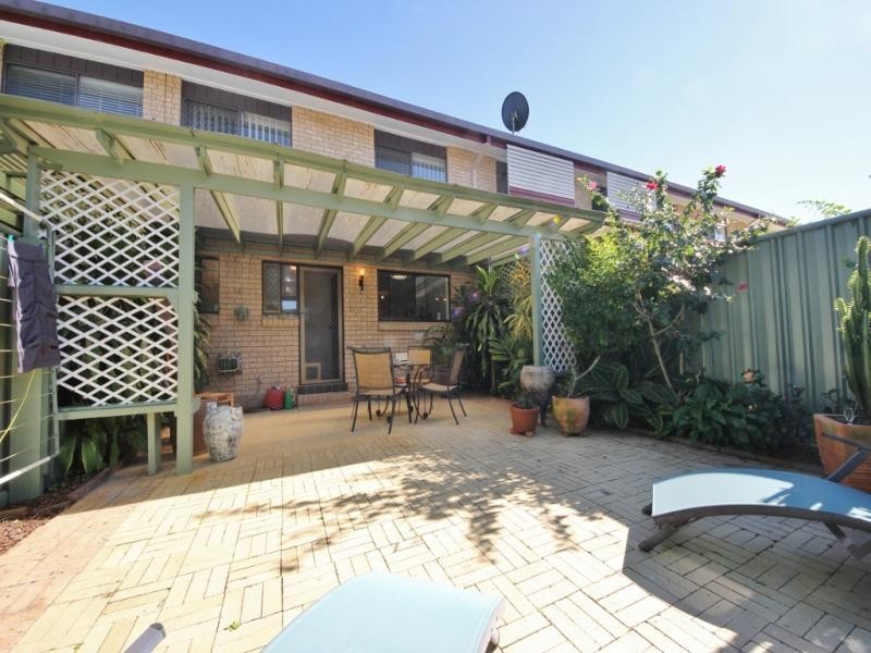 4/7 Aquila Court, Mermaid Waters QLD 4218