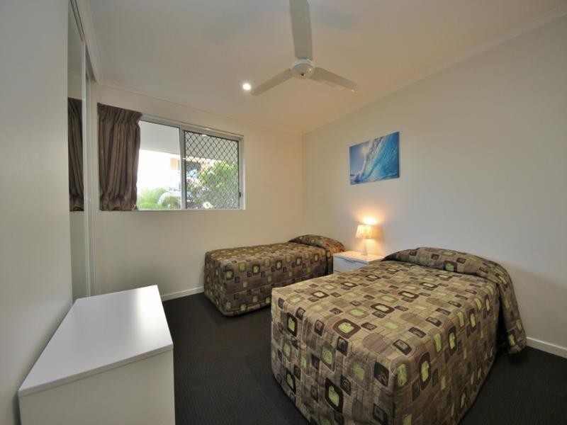 126/10 Alexandra Avenue, Broadbeach QLD 4218