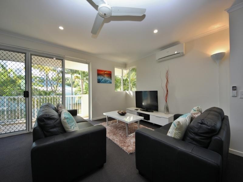126/10 Alexandra Avenue, Broadbeach QLD 4218