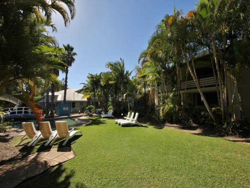 126/10 Alexandra Avenue, Broadbeach QLD 4218