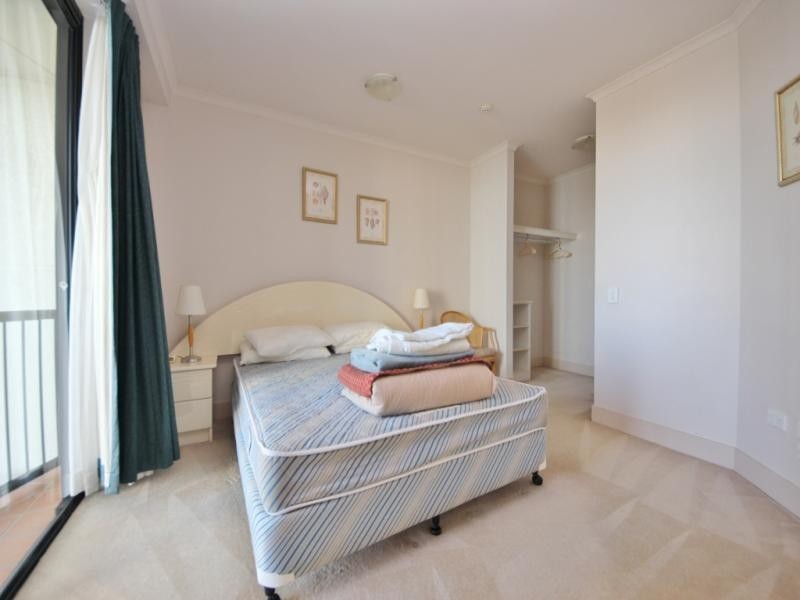 505/30 Surf Parade, Broadbeach QLD 4218