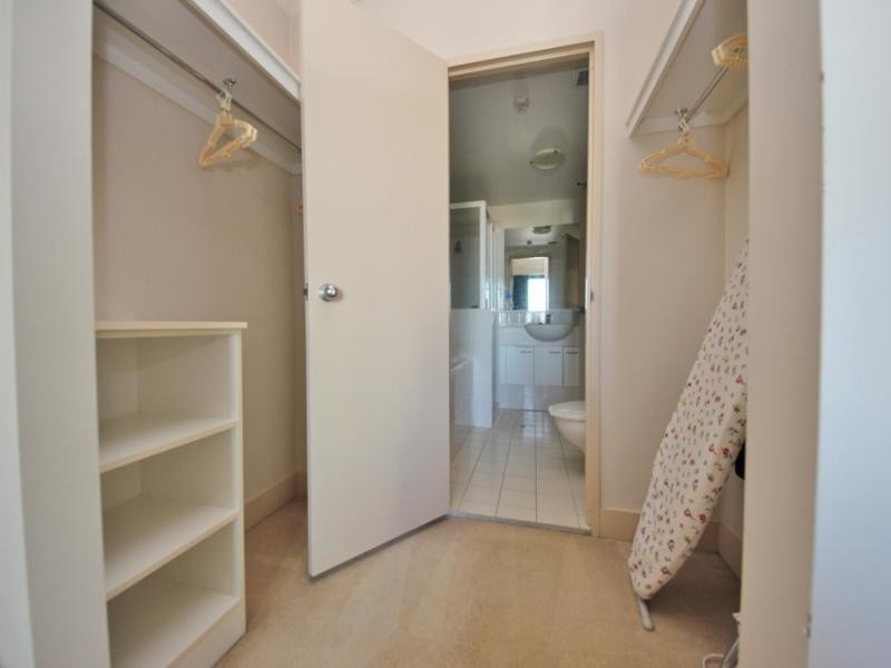 505/30 Surf Parade, Broadbeach QLD 4218