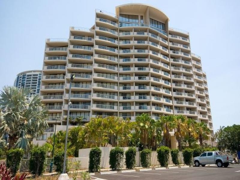 303/42 Surf Parade, Broadbeach QLD 4218