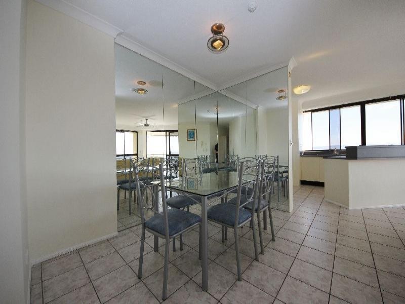 49/2890 Gold Coast Highway, Surfers Paradise QLD 4217