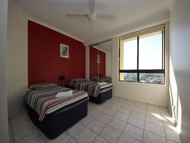 49/2890 Gold Coast Highway, Surfers Paradise QLD 4217