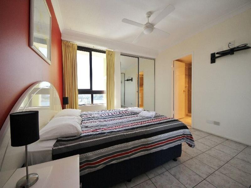 49/2890 Gold Coast Highway, Surfers Paradise QLD 4217