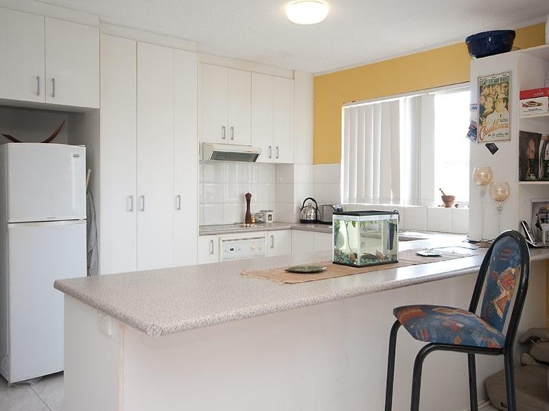 13/13 Surf Parade, Broadbeach QLD 4218