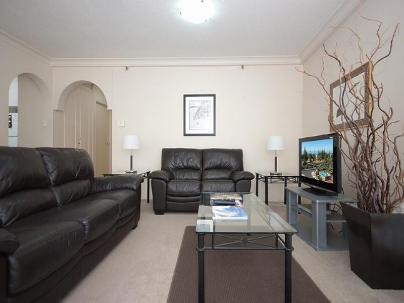38/1 Albert Avenue, Broadbeach QLD 4218