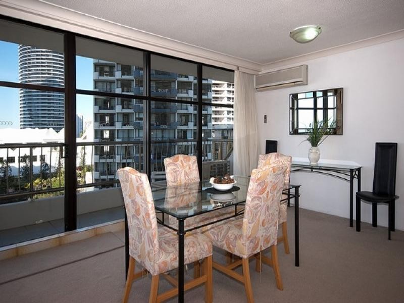 38/1 Albert Avenue, Broadbeach QLD 4218