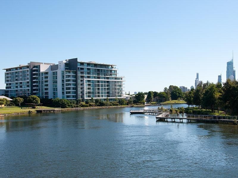 23/13 TE Peters Drive, Broadbeach QLD 4218