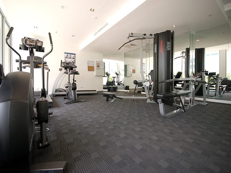 23/13 TE Peters Drive, Broadbeach QLD 4218