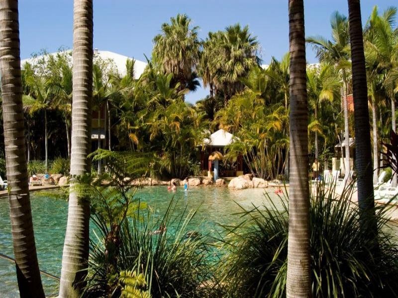 27/2320 Gold Coast Highway, Mermaid Waters QLD 4218