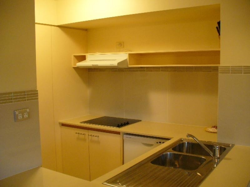 27/2320 Gold Coast Highway, Mermaid Waters QLD 4218