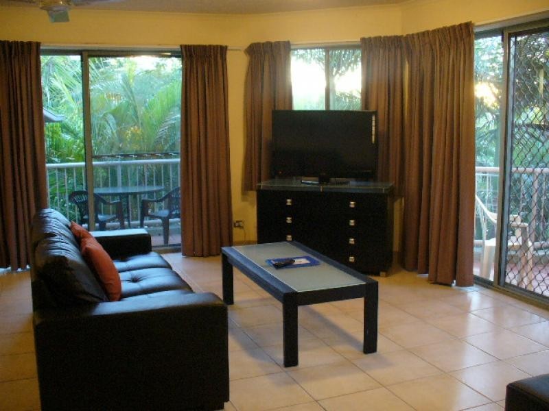 27/2320 Gold Coast Highway, Mermaid Waters QLD 4218