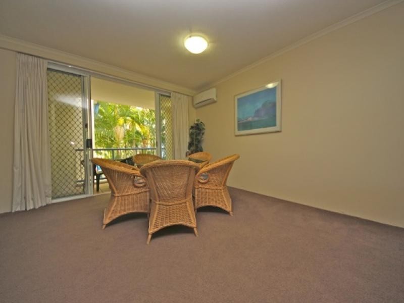 160/10 Alexandra Avenue, Mermaid Beach QLD 4218