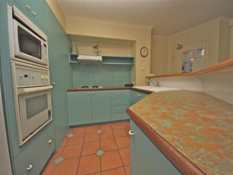 160/10 Alexandra Avenue, Mermaid Beach QLD 4218